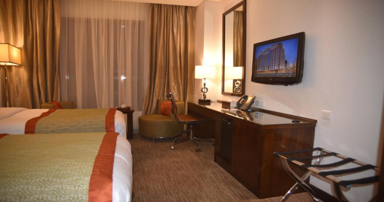 Crowne Plaza Madinah By Ihg Hotel Medina Exterior photo