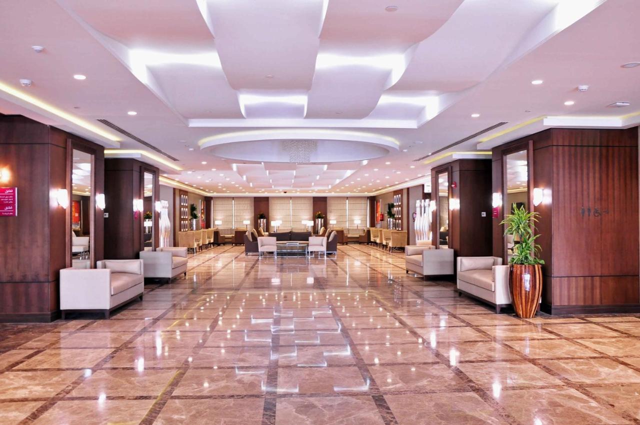 Crowne Plaza Madinah By Ihg Hotel Medina Exterior photo Lobby